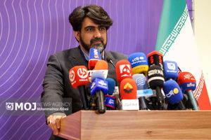 شهرداری از  سخنگوی دولت برای بازدید از حمل و نقل عمومی دعوت کرد