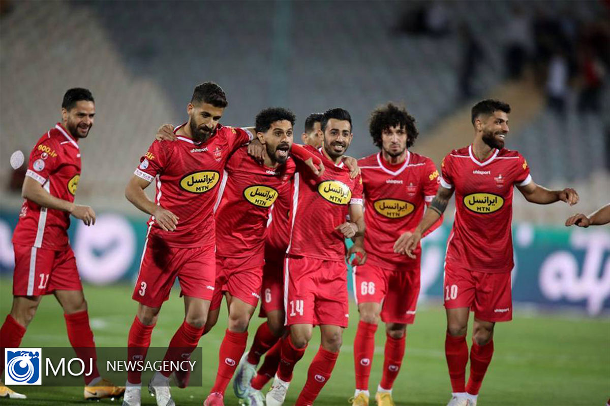 دیدار تیم های فوتبال پرسپولیس و آلومینیوم اراک