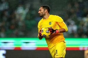 باشگاه استقلال با دروازه‌بان ۳۸ ساله اسپانیایی توافق کرد