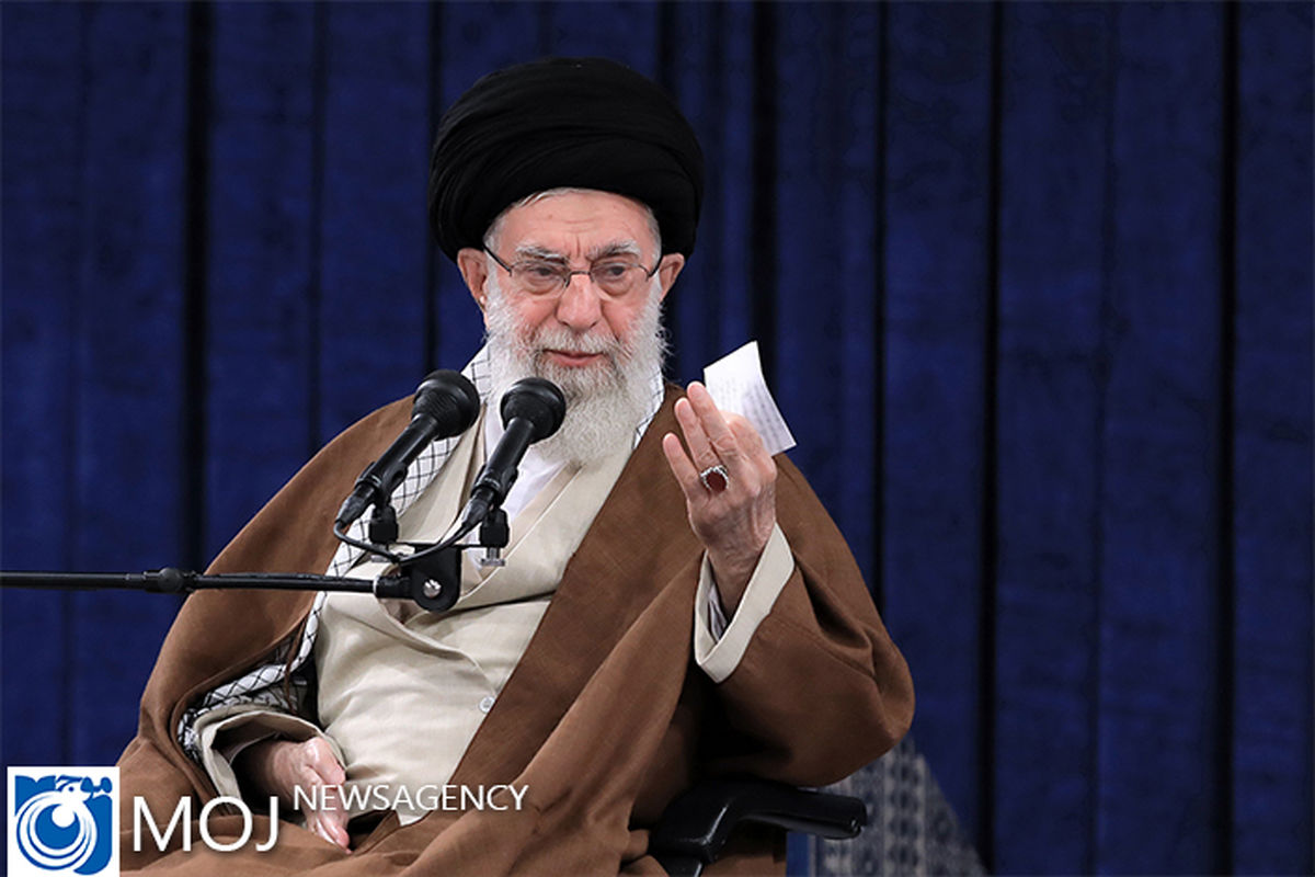 دیدار جمعی از کارگزاران حج با رهبر انقلاب