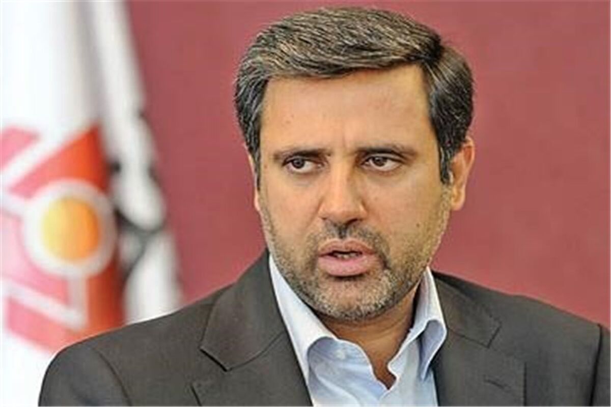 رئیس پژوهشکده پولی و بانکی