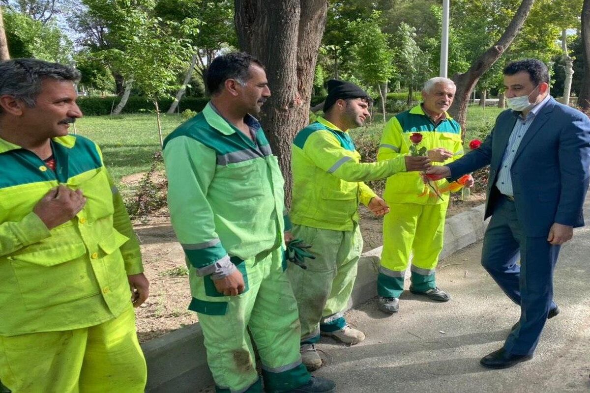 پیام تبریک شهردار منطقه 10 به کارگران