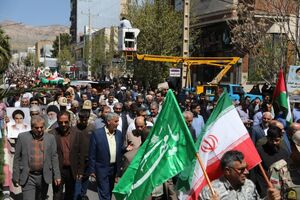 قدردانی نماینده‌ ولی‌فقیه در استان و امام‌جمعه ایلام و استاندار ایلام از مردم برای حضور کم‌نظیر در راهپیمایی روز جهانی قدس