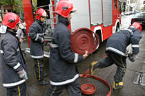 هفت شهروند گرفتار در دود و آتش نجات یافتند