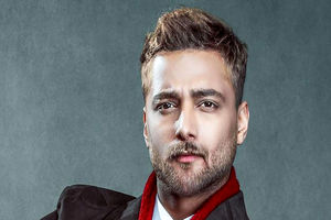 قوه قضاییه بازداشت خواننده گروه " ماکان بند " را تکذیب کرد