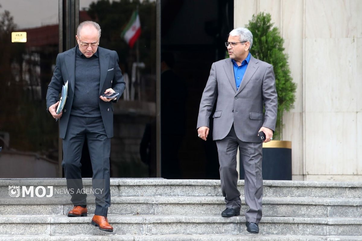 شهرام دبیری