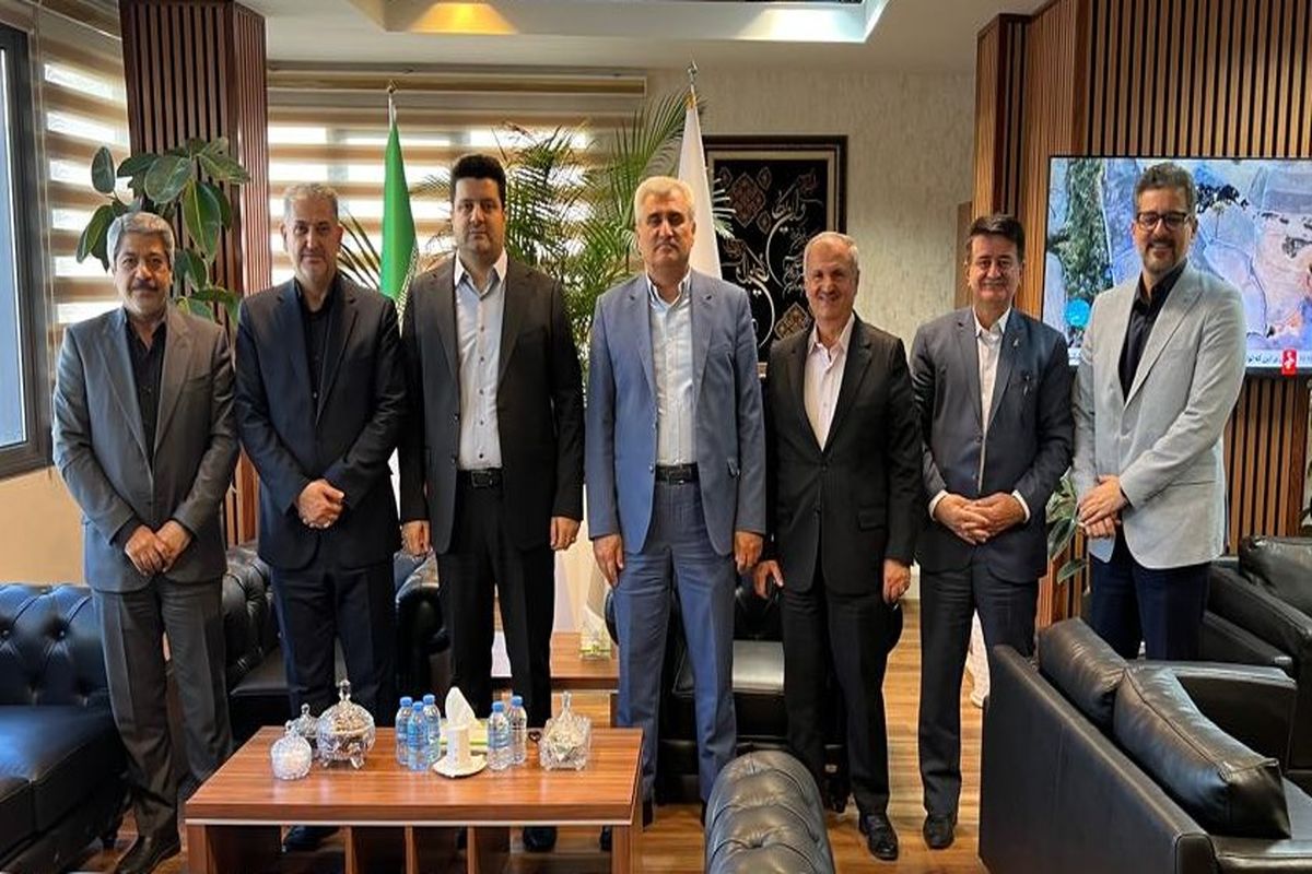 مدیر عامل موسسه صندوق ذخیره فرهنگیان، در دیدار با هیأت مدیره جدید بانک سرمایه