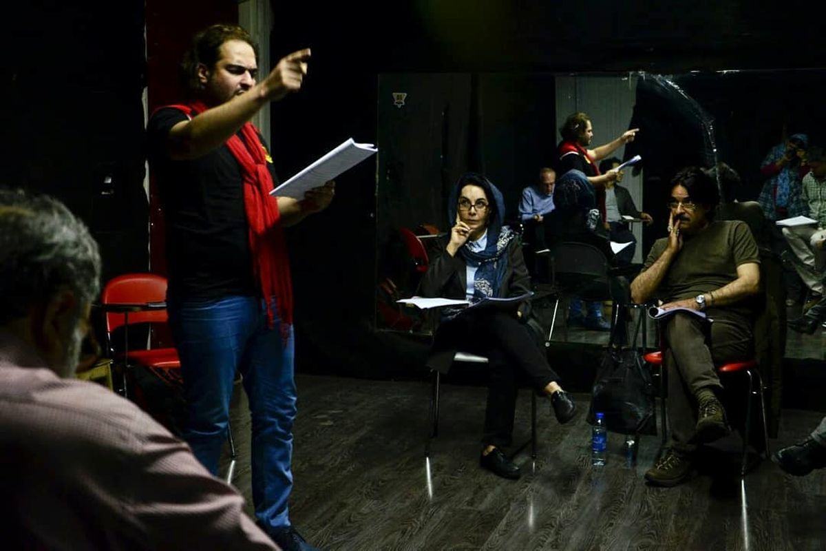 نمایش تله موش