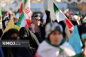 مردم ایلام در اعتراض به اغتشاشگران تجمع برگزار می‌کنند