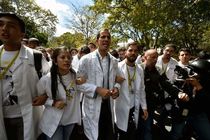 پارلمان اروپا، خوان گوآیدو را رئیس جمهور مشروع ونزوئلا خواند