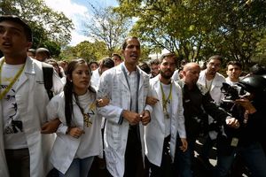 پارلمان اروپا، خوان گوآیدو را رئیس جمهور مشروع ونزوئلا خواند