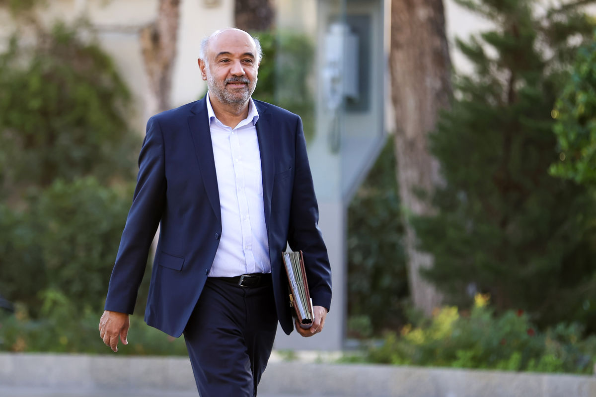 وزیر تعاون، کار و رفاه اجتماعی