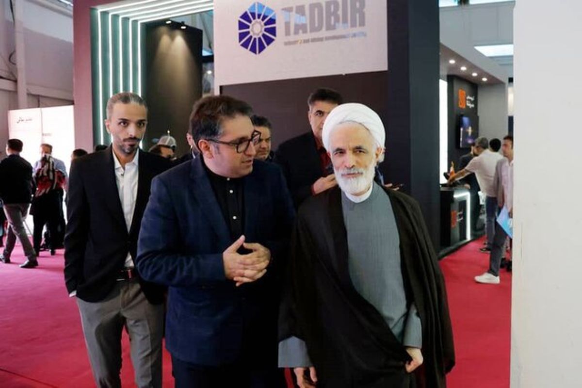 معاون حقوقی رئیس‌جمهوری از نمایشگاه «ایران اکسپو ۲۰۲۵» بازدید کرد