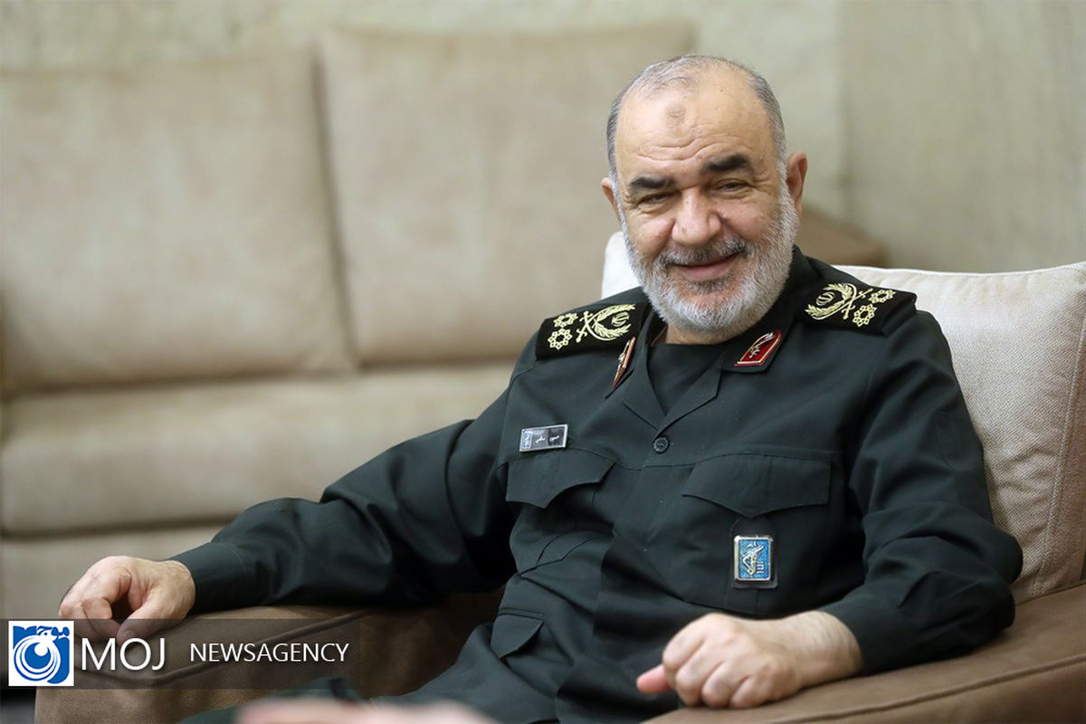 دیدار فرمانده کل سپاه با سرلشکر موسوی