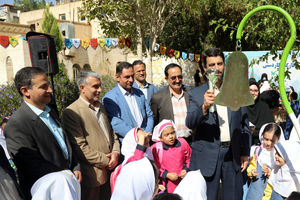زنگ کودکی در 16 مهر نواخته شد/۶۰۰ کودک در جشن هفته ملی کودک در یزد شرکت کردند