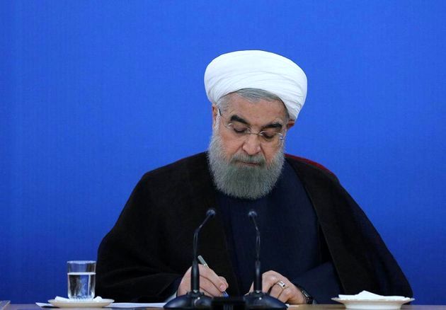 تسلیت روحانی در پی درگذشت مادر شهیدان ذاکر امام رضا