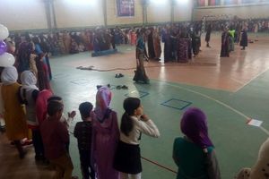 جشنواره بازی‌های بومی محلی بانوان در کوزران کرمانشاه برگزار شد