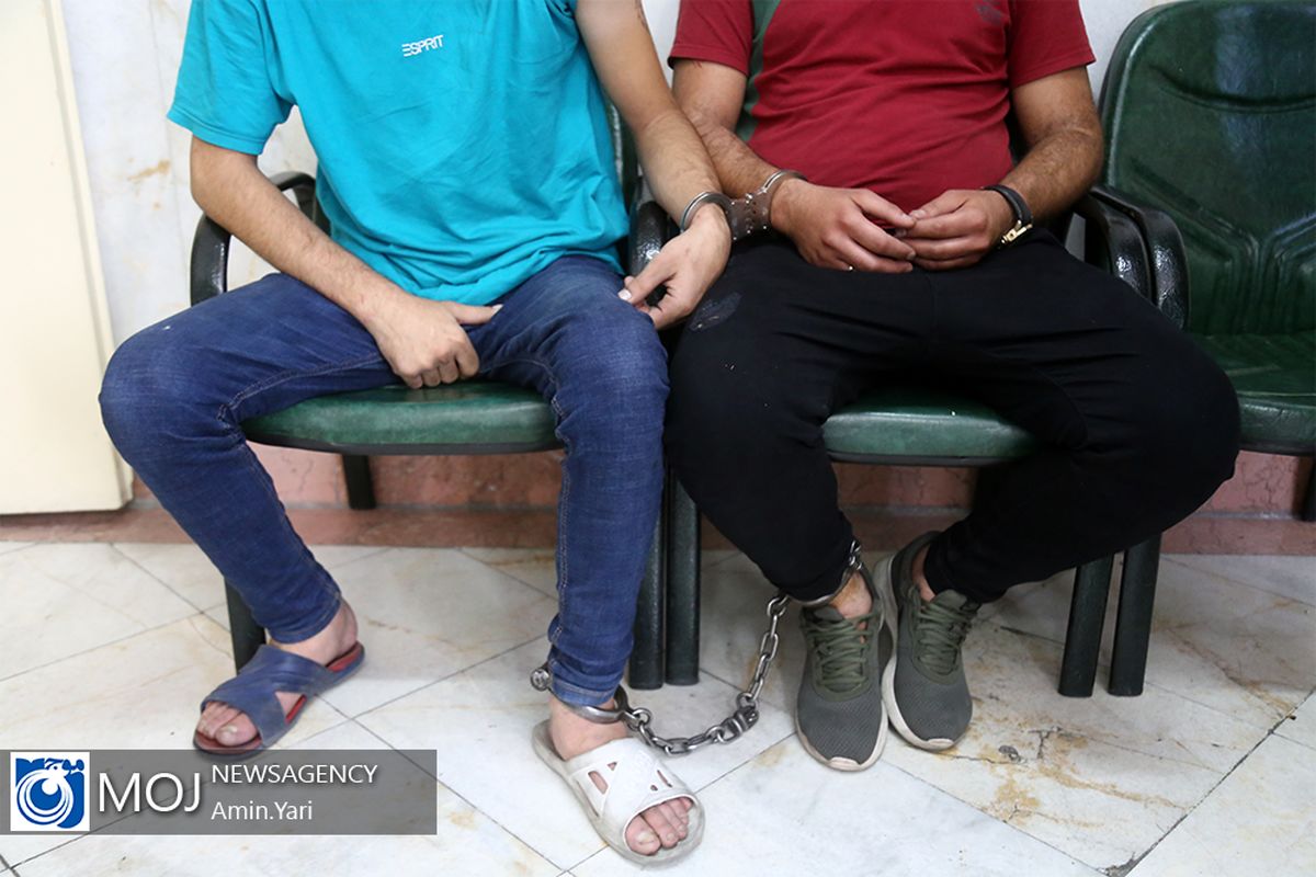 دستگیری دو برادر سارق خودرو و لوازم خودرو