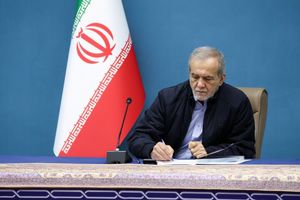 پزشکیان مقاومت و دفع تجاوز را اقدامی ریشه‌دار در فرهنگ ایران دانست