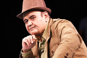 گریم زنانه اکبر عبدی رونمایی شد