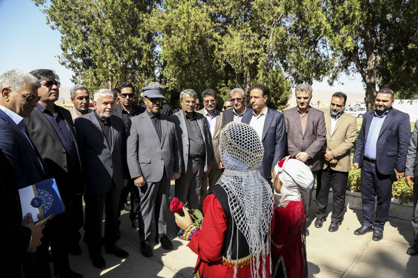وزیر میراث فرهنگی، صنایع و گردشگری وارد شیراز شد