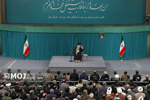 دیدار هزاران نفر از مردم آذربایجان شرقی با رهبر انقلاب