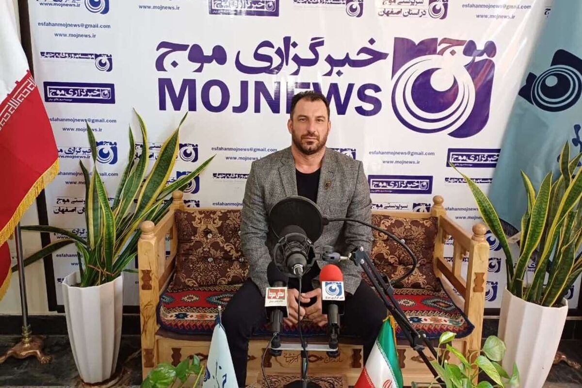 رضا کرم زاده