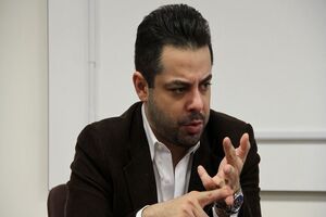 سام قریبیان از «سه خواهر و دیگران» جدا شد