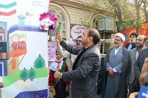 زنگ شکوفه ها در مدارس استان لرستان نواخته شد
