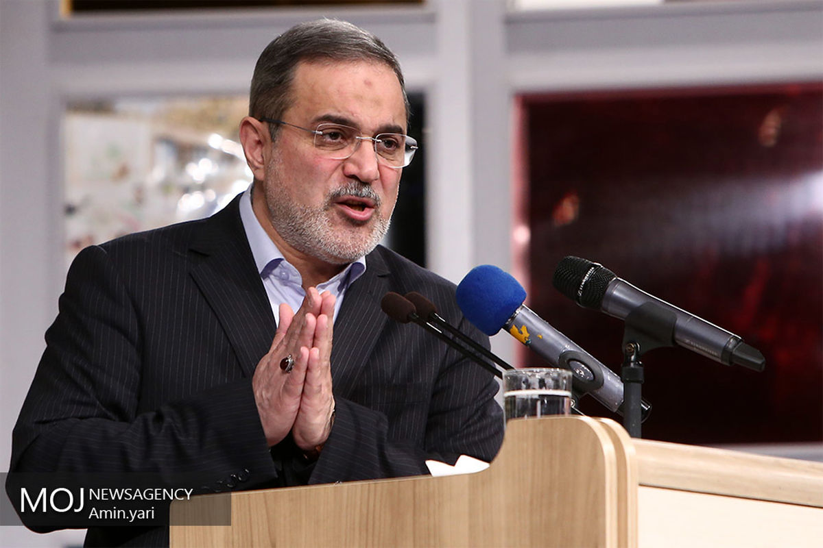 نواختن زنگ انقلاب/سيدمحمد بطحایی وزير آموزش و پرورش