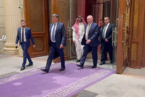 با آمریکا درباره ایران صحبت نکردیم