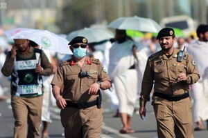  حدود ۲۷ هزار زائر بدون مجوز در عربستان مجازات شدند