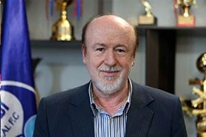 افتخاری: شفر مربی خوبی برای استقلال است/ قرارداد شفر با استقلال دو ساله است