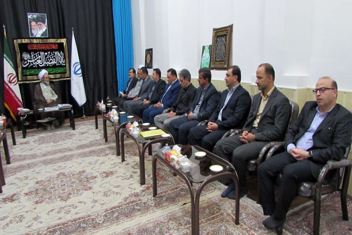 آیت‌الله فلاحتی در دیدار با مدیران بیمه سلامت گیلان