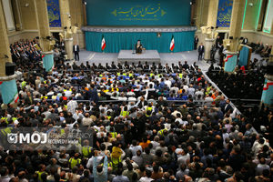 دیدار کارگران با رهبر انقلاب اسلامی