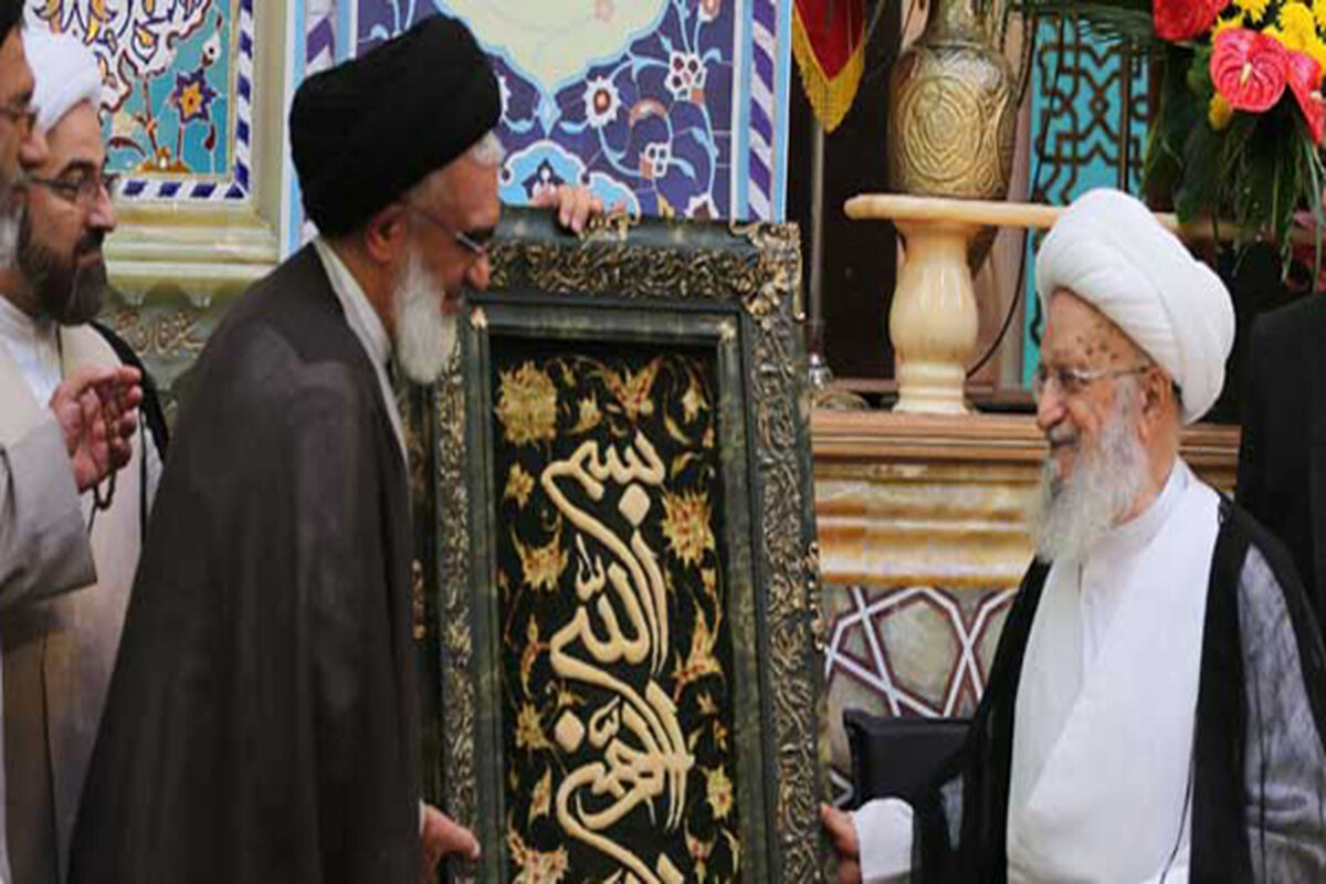 تقدیر از نخبگان قرآنی