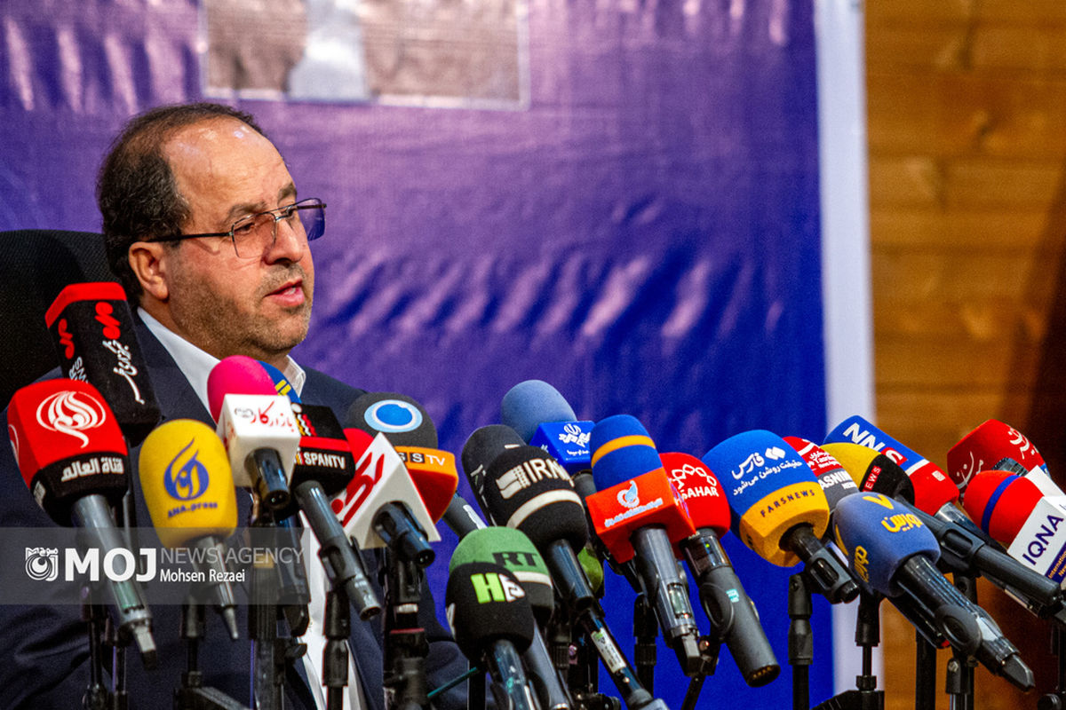 نشست خبری رئیس دانشگاه تهران