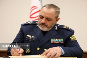 سیزده آبان نماد غلبه حق بر باطل است