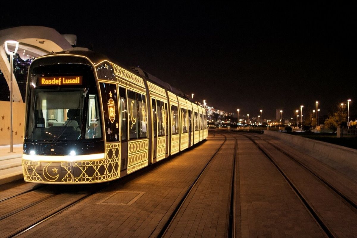 قطاری متفاوت در قطر با دکور ویژه ماه رمضان + فیلم