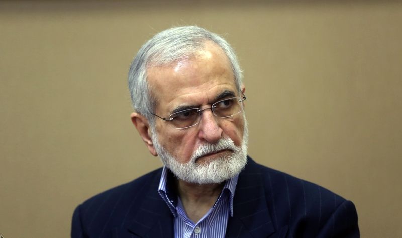 ملت ایران در برابر سیاستهای ترامپ هم کوتاه نخواهد آمد