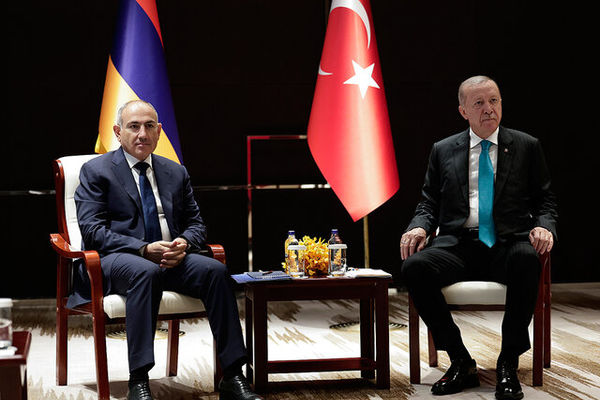 اردوغان و پاشینیان در نشست شانگهای بر تداوم گفت‌وگو تأکید کردند