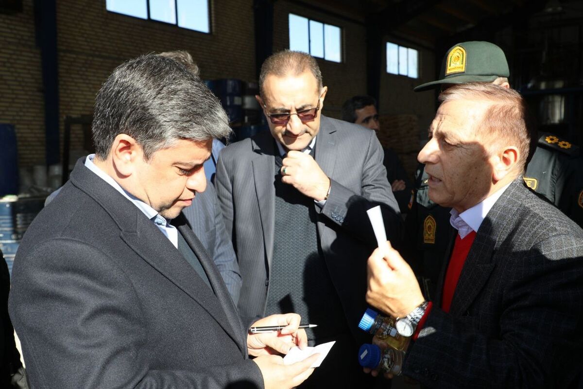 استاندار اردبیل.  