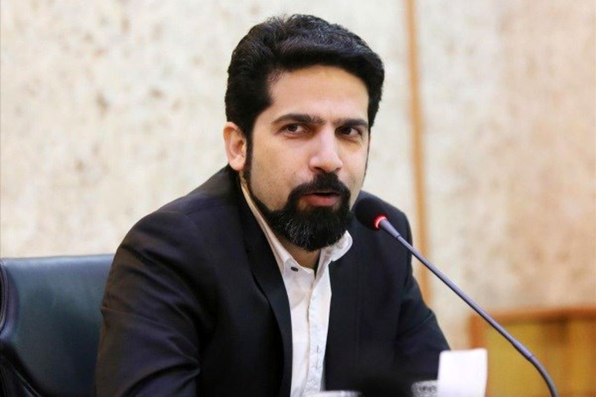 مجيد غلامي جليسه مديرعامل خانه كتاب