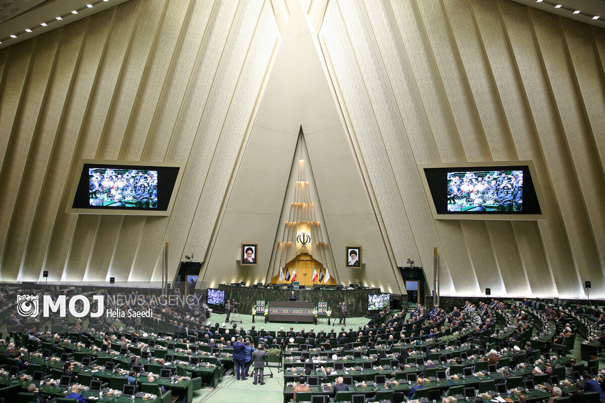 گرامیداشت شهدای خدمت در مجلس شورای اسلامی