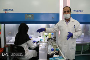 بازدید خبرنگاران از معاونت غذا و داروی دانشگاه علوم پزشکی اصفهان