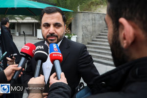 روزانه به ۵۰ نفر در فضای مجازی جواب می‌دهم/ اتصال همه ساختمان‌ها به فیبر نوری تا پایان برنامه هفتم