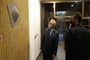 سفیر قبرس از یازدهمین دوسالانه سرامیک بازدید کرد