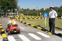 دانش آموزان یزدی در پارک ترافیک آموزش می بیننند