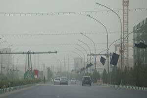 وزش باد و گردوخاک در قم تا فردا ادامه دارد