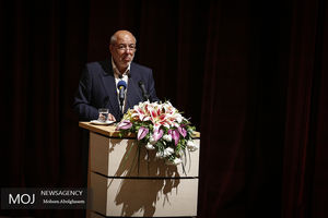 شهادت می دهم در حضور مردم که مدیران ما کم نگذاشتند